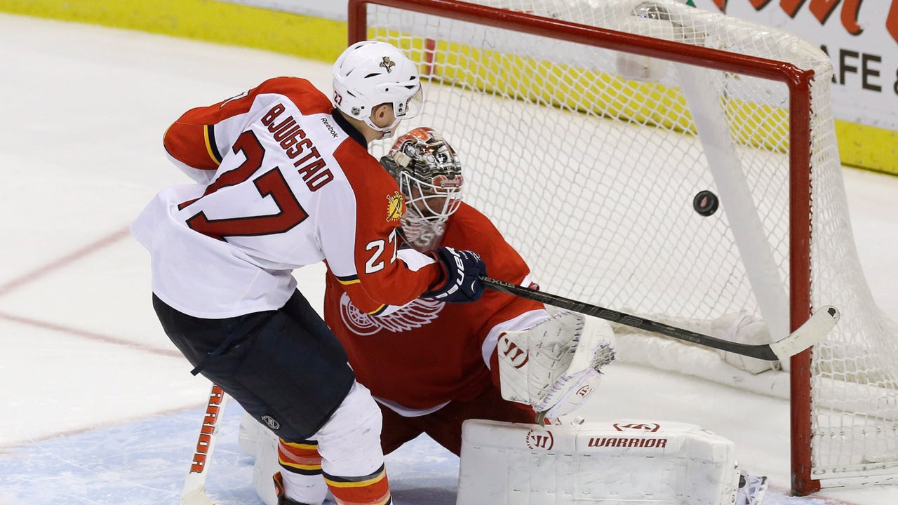 Panthers come back in third, top Red Wings in shootout